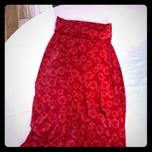 Lulu roe maxi skirt.   Worn once XXS